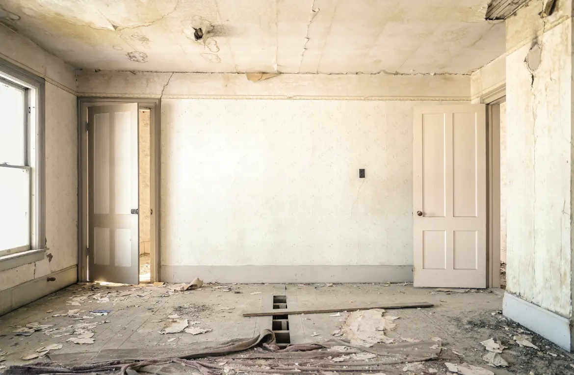 Waste disposal crew managing a cleanout project in Trafford